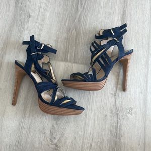 Vince Camuto high heels size 9